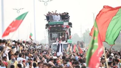 CM Afridi-led long march enters Peshawar demanding Imran Khan’s release