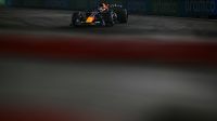 Verstappen continues resurgence with pole for Singapore sprint