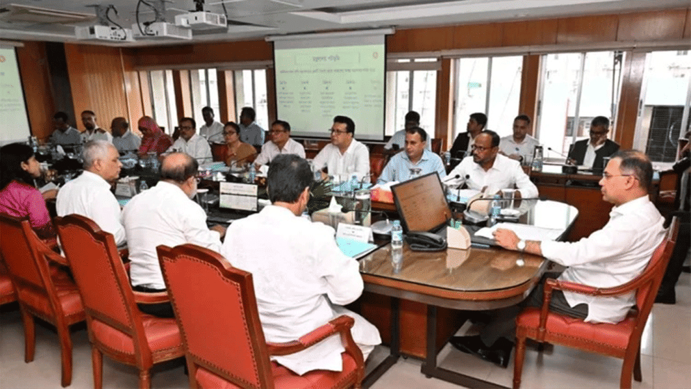 PM urges to spend every penny of public funds in national interest