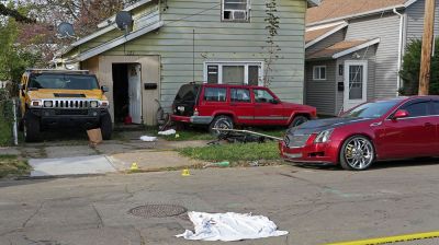 14 killed in two separate US mass shootings