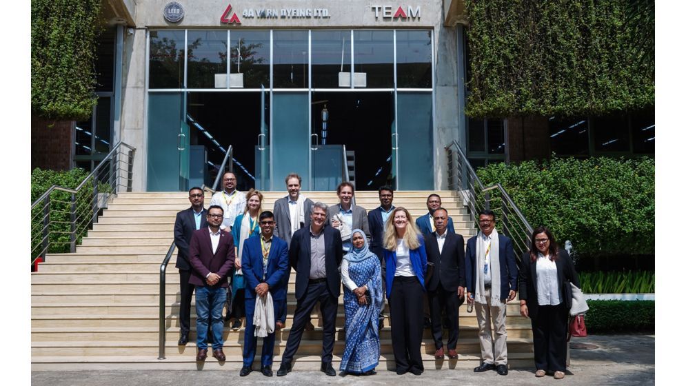 Dutch Vice-Minister visits TEAM Group factory