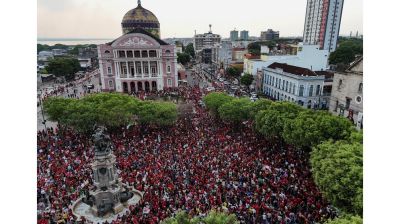 Lula rallies supporters ahead of Brazil presidential run-off
