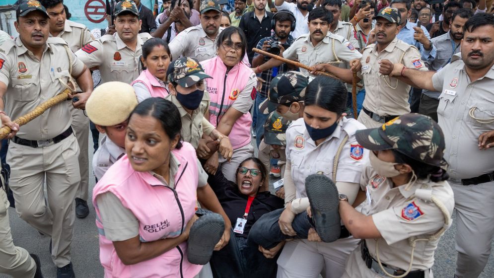 Reporters accuse India of crackdown at youth-led protests