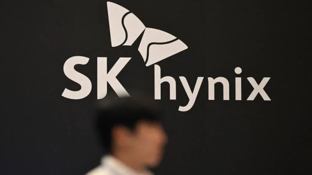 Seoul, Tokyo stocks plunge as Asia suffers fresh tech rout