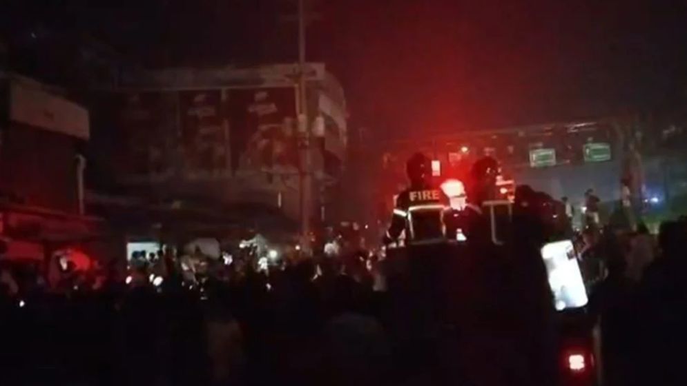 Fire at Hemayetpur market in Savar doused