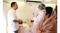 PM inspects mobile lab for food safety testing