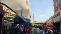 19 units battle blaze at Drug International factory in Tongi