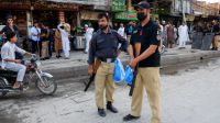 Unrest in Pakistan as police clash with Imran khan supporters