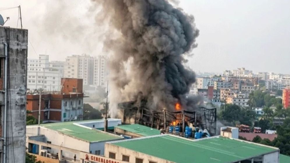 Fire at Gazipur’s Ibn Sina Pharmaceuticals, six units deployed