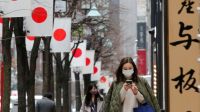Japan says hosting record number of foreigners