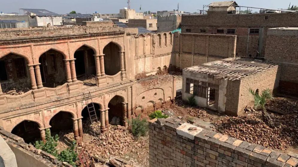 Ram Leela Temple in Dera Ismail Khan sealed amid demolition fears
