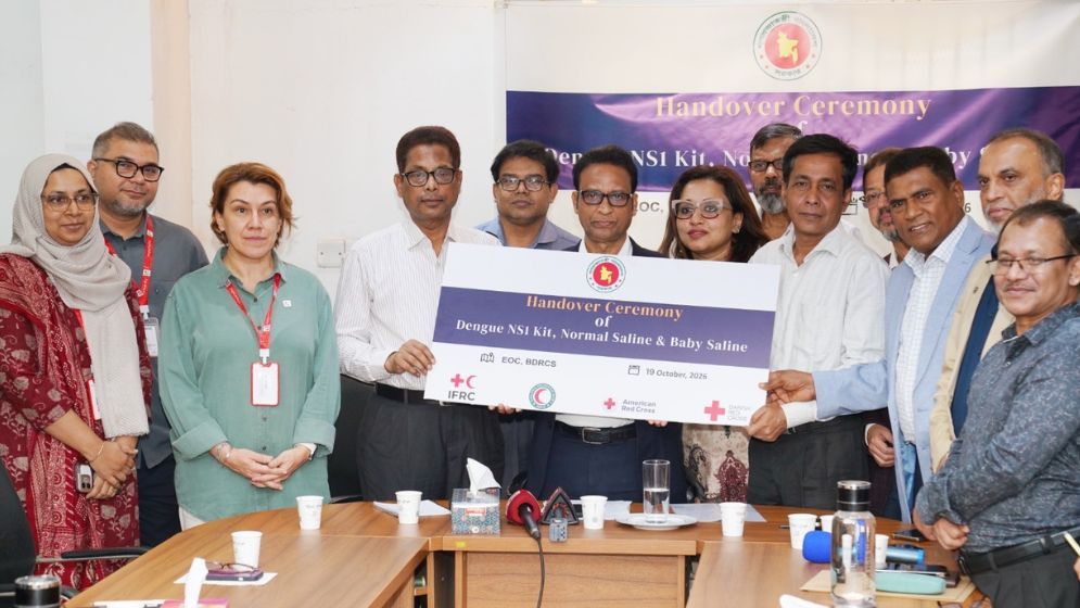 BDRCS hands over 50,000 Dengue test kits to DGHS