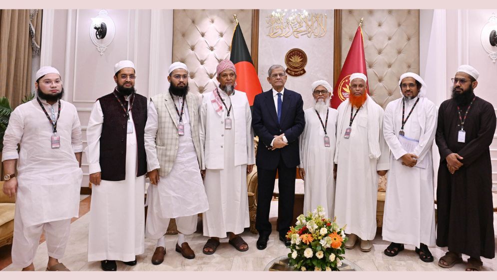 President calls for unity to prevent return of fascism
