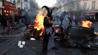 France wants curfews in some areas after weekend of riots