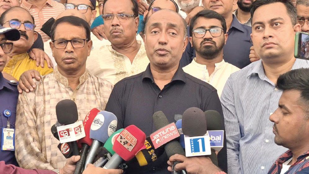 MPO teachers can participate in local govt elections: Law minister