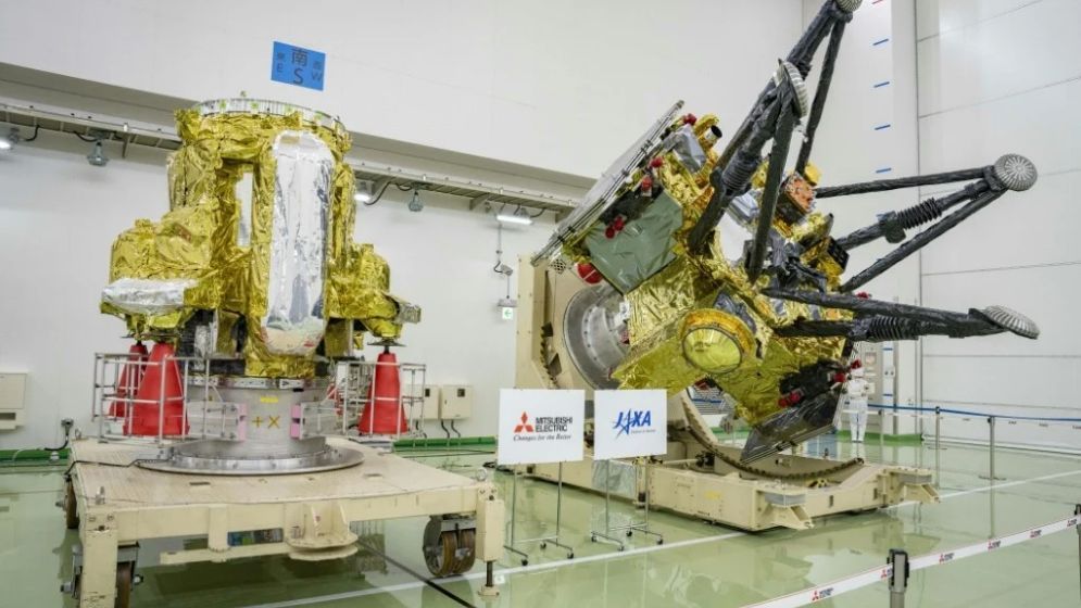 Japan probe on its way to Mars moon