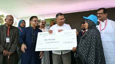 PM provides Tk12cr incentives to sugarcane farmers in Rajshahi region