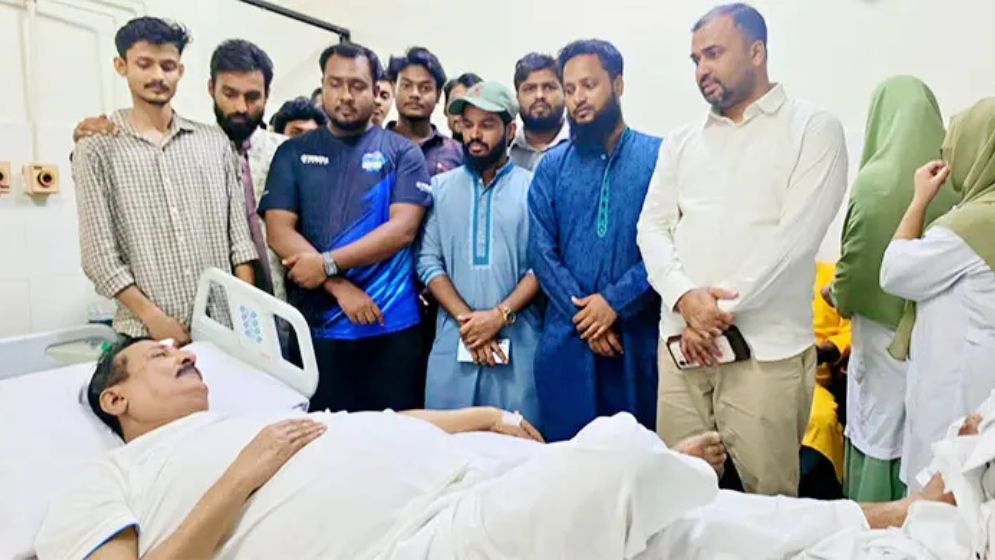 Land minister hospitalised with anaemia, flown to Dhaka