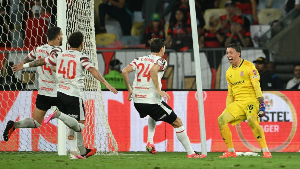 Estudiantes stun holders Flamengo to reach Copa Libertadores final