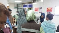 Ex-minister Dipu Moni undergoes medical check-up at DMCH