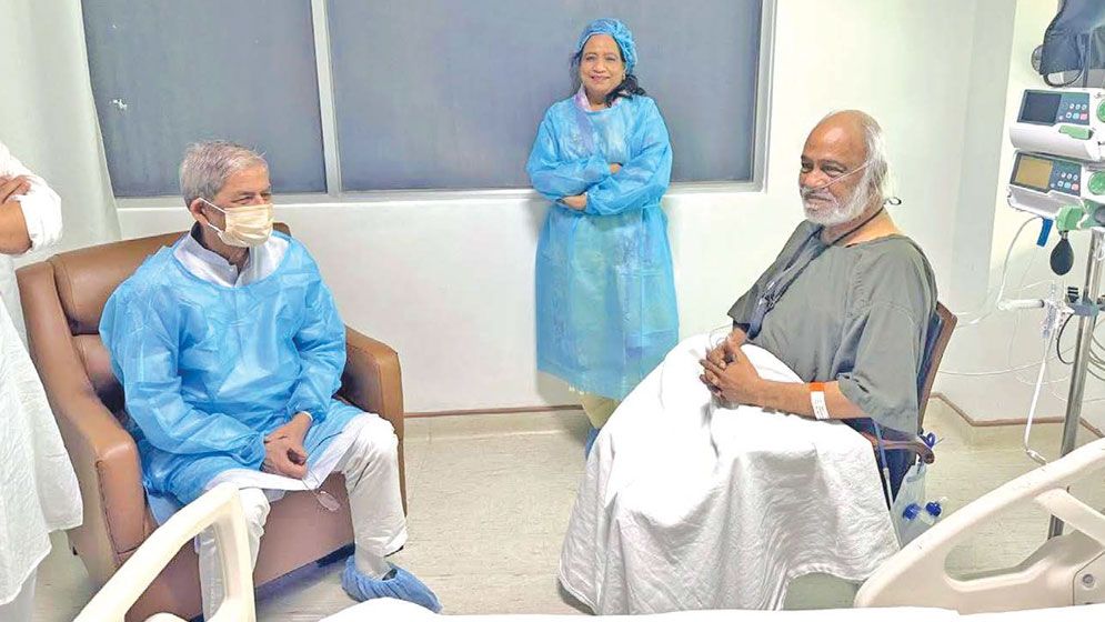 President visits ailing LGRD minister