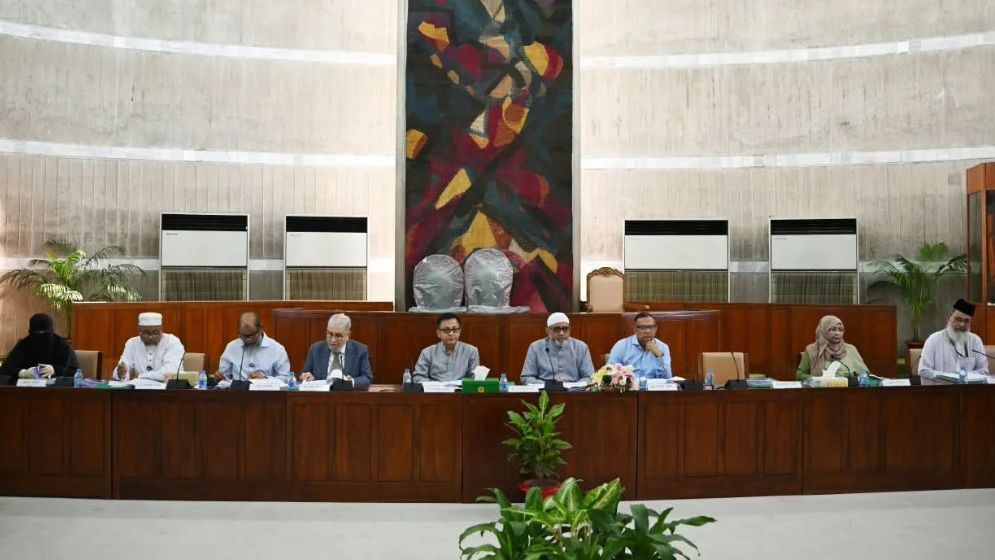 No single entity should receive multiple tenders: JS body