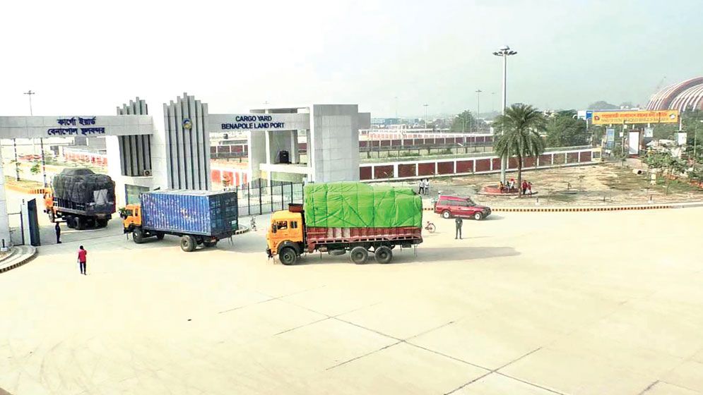 Trade resumes at Benapole port after eight-day suspension