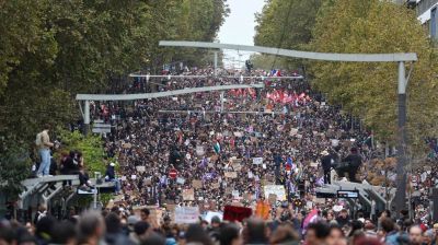 Fresh clashes rock France as protesters march on
