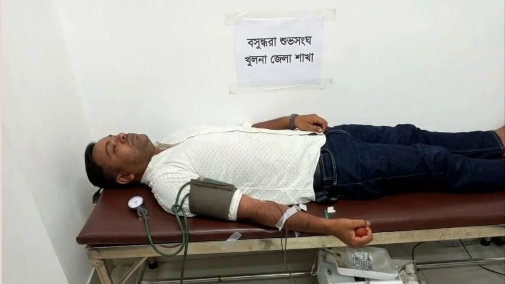 Week-long blood donation drive begins in Khulna to save critical patients