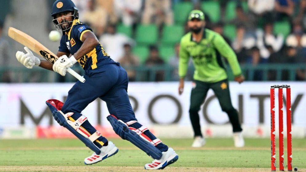 Sri Lanka end England hopes with crushing win over Pakistan