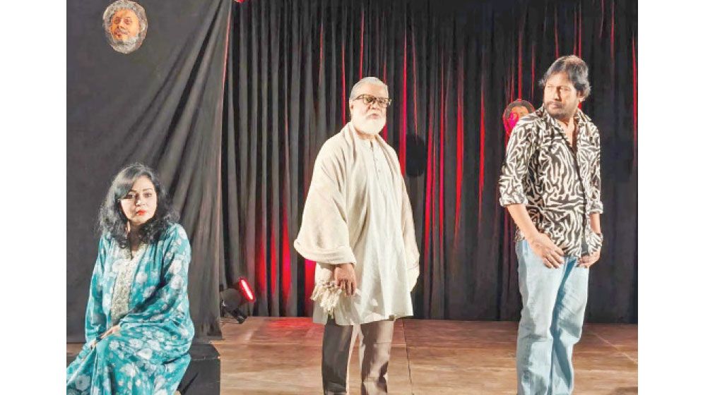 Obhineta  returns to stage after two years