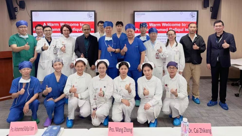 BNP leader Dr Rafiqul Islam honoured at Shanghai hospital