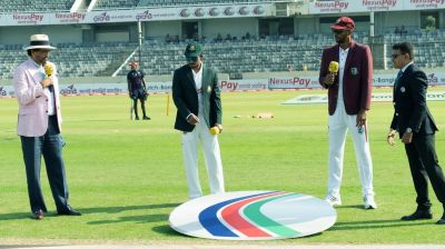 Bangladesh bat first as Mushfiqur misses out with finger injury