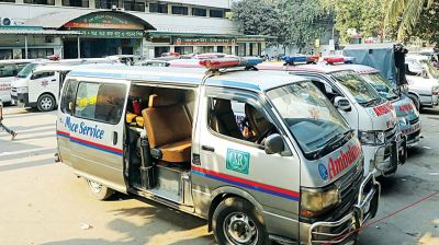 Private ambulance owners halt strike at DMCH for seven days