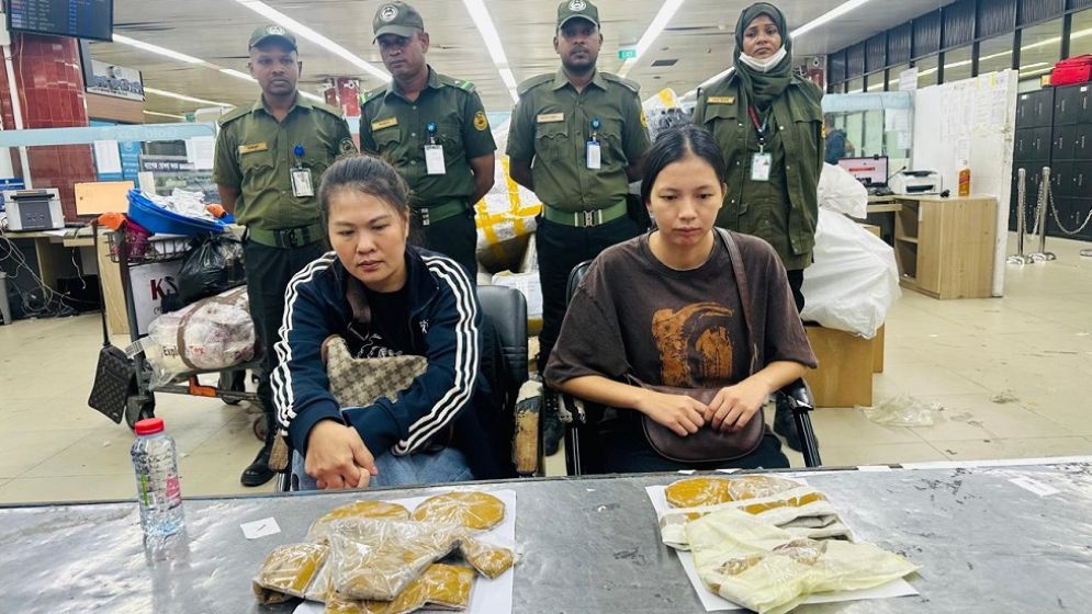 12kg gold paste worth Tk24 crore seized at Dhaka airport