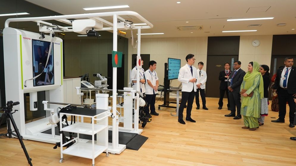 Zubaida Rahman visits hospital, nursing centre and museum in Tokyo