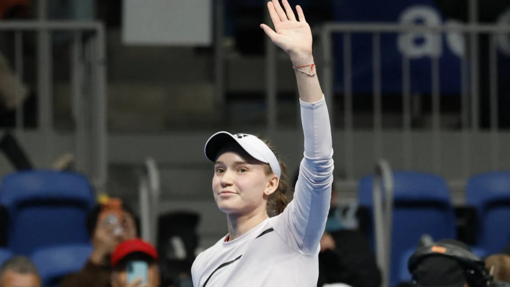 Rybakina clinches year-end top ranking with Tokyo second-round win