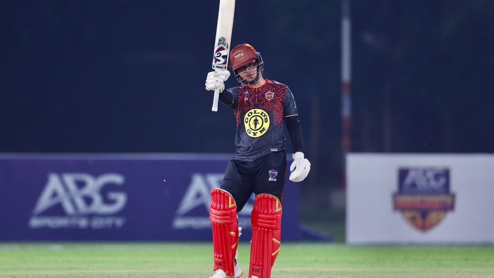 Shezaad’s unbeaten 77 powers Strikers to 231