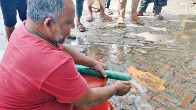 Gas ignites from submersible pump in Gopalganj, sparking curiosity
