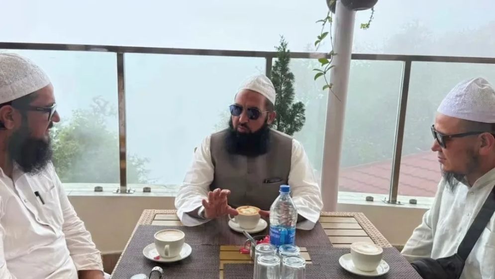 Named in Nepal unrest probe, Pakistani cleric plans fresh Bangladesh tour