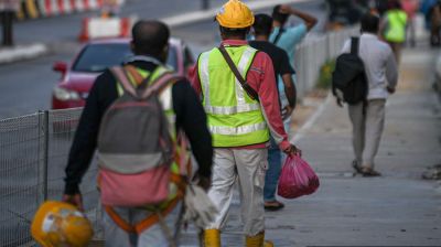Govt fixes Tk8,000 medical test fee for Malaysia-bound workers