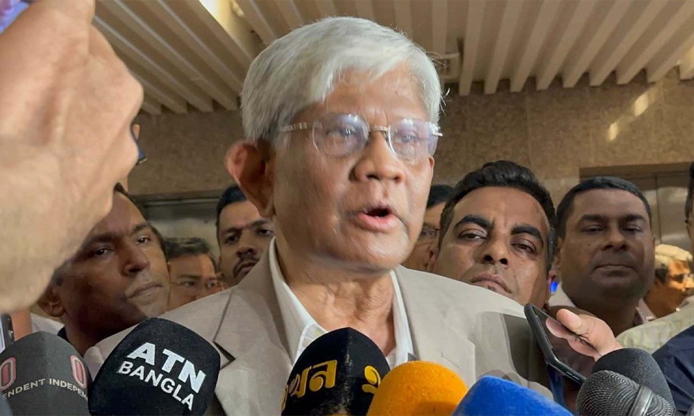 Govt to cover Hadi’s medical expenses abroad: Finance Adviser