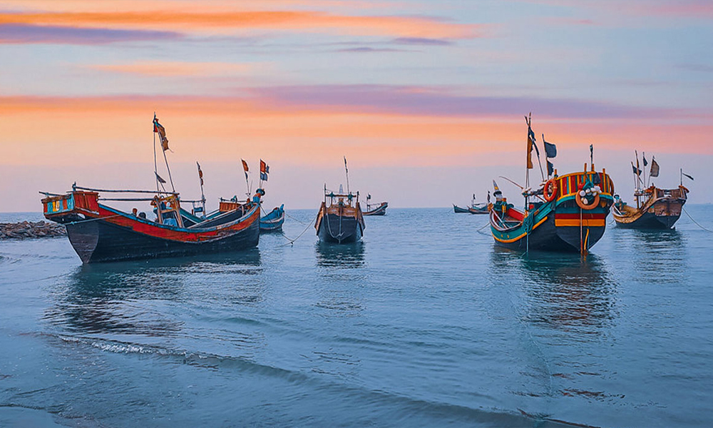 St Martin’s set to reopen to tourists, but no ships cleared yet. Do you support the move?